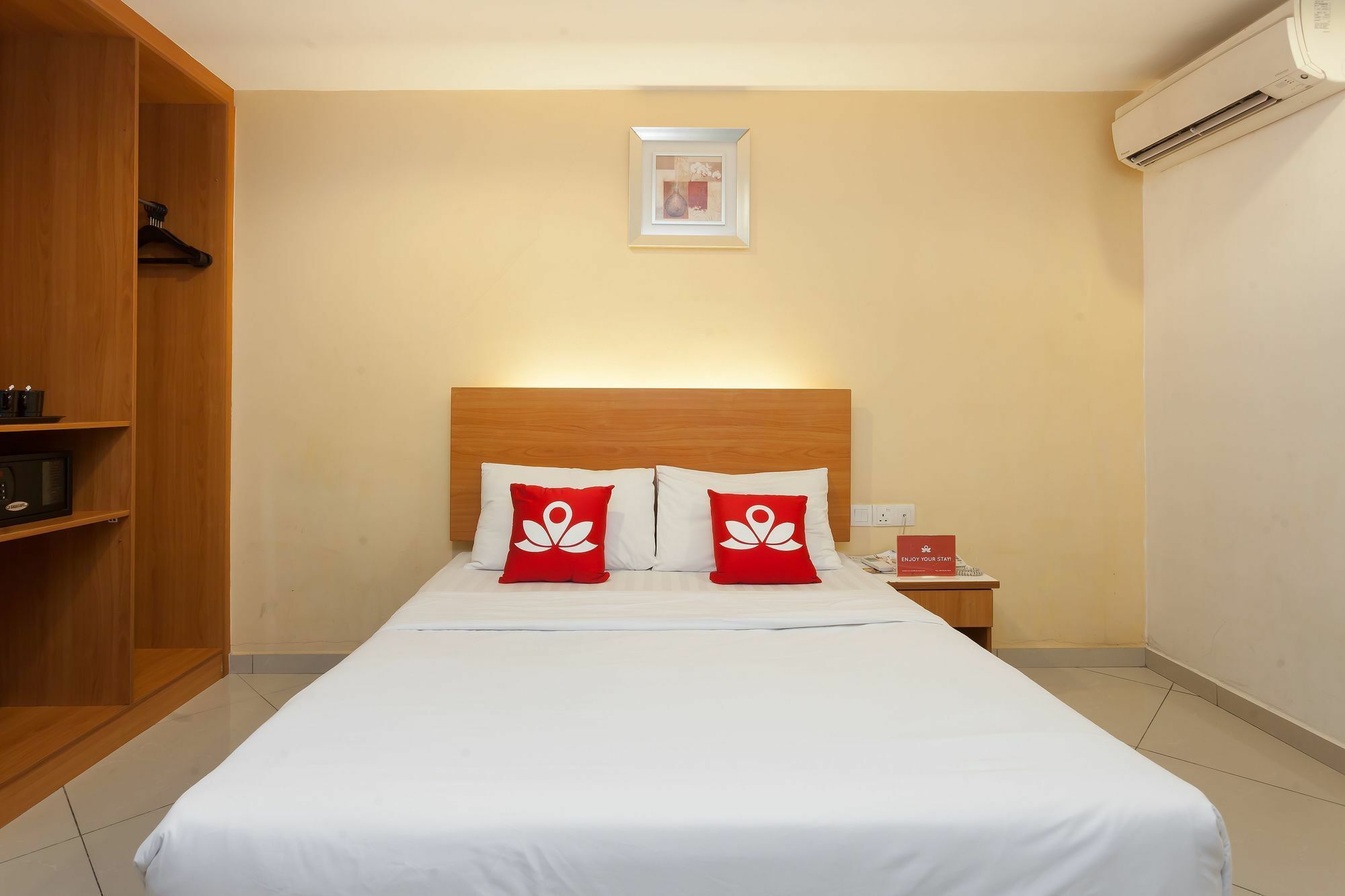Zen Rooms My Hotel @ Sentral Куала-Лумпур Экстерьер фото